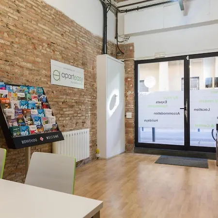 Fuer 3 Personen Ca 40 Qm In Barcelona-gracia, Costa Brava Costa Del Maresme Барселона